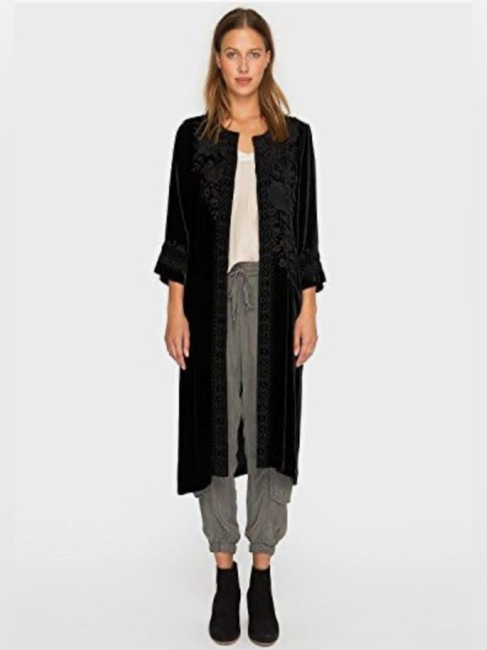 Johnny Was Black Velvet Floral Embroidered Bell Sleeve Kimono Duster Cardigan - Picture 11 of 15